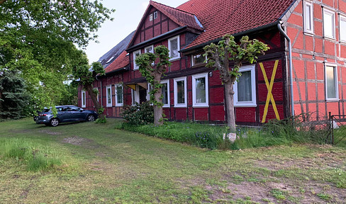 Großes freistehendes Fachwerk Bauernhaus Landhaus