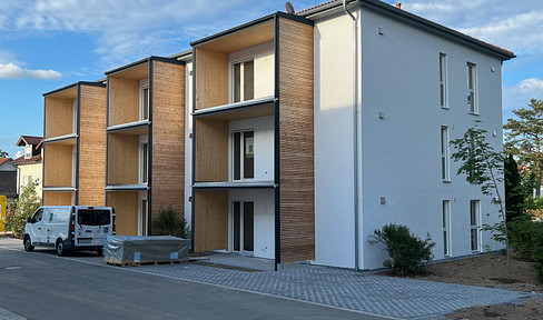 Exclusive 2-room apartment with a balcony, fitted kitchen, and high-quality interior finishes, located in Nittenau.