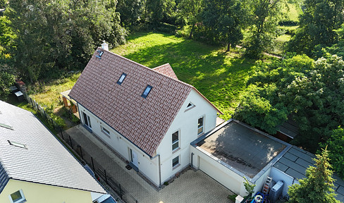 KFW 40 energy efficiency + living comfort: Your exclusive detached house in Potsdam Kirchsteigfeld