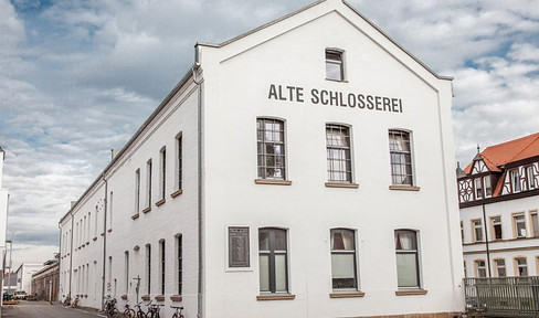 exclusive student apartment " Alte Schlosserei " provision-free