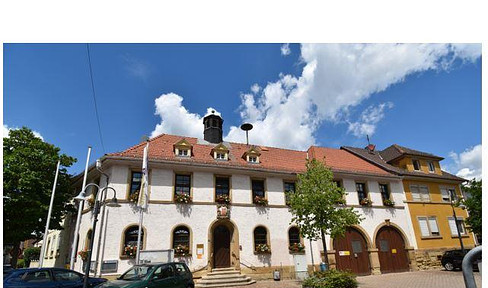 ENSEMBLE mit historischem Gebäudeanteil in Sinsheim, provisionsfrei