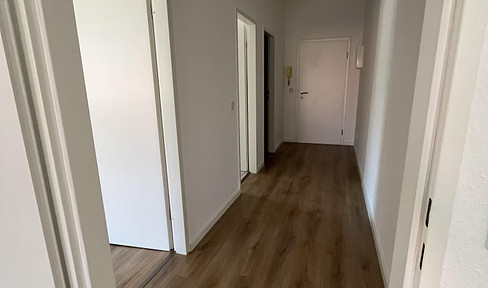 helle 2 Zimmer-Wohnung in zentraler Lage von Naumburg