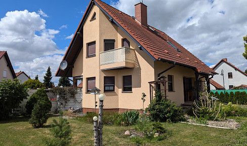 Familienfreundliches Einfamilienhaus bei Staßfurt mit Doppelgarage