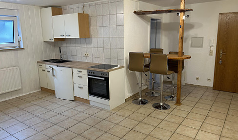 Exklusive, geräumige und renovierte 1-Zimmer-Wohnung mit EBK in Stutensee, Nähe KIT
