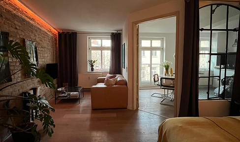 Luxuriöse Maisonette-Dachgeschosswohnung in ruhiger Hinterhauslage – Berlin Mitte (10119)