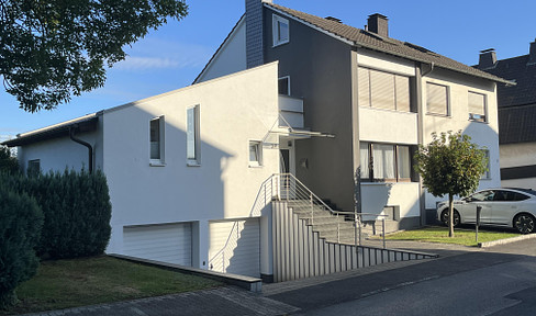 modernes Zweifamilienhaus in Arnsberg-Hüsten