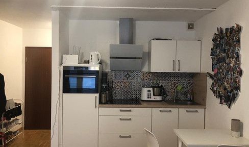 Student apartment with modern fitted kitchen, underground parking space and balcony near the university