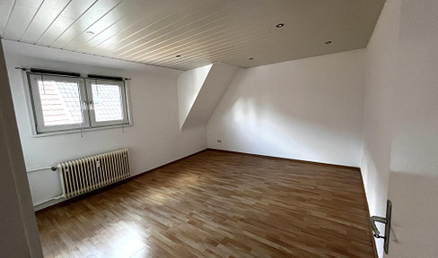 Helle, sehr gut geschnittene 3-Zimmer Wohnung, Kotten