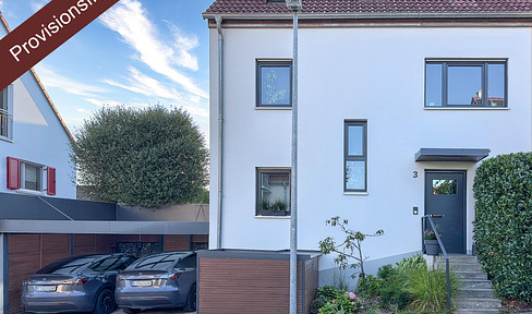 Modern, high-quality DHH directly on the city limits of Regensburg