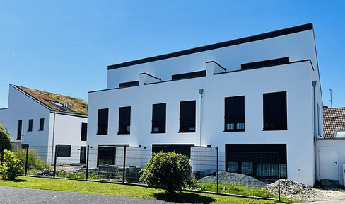 Energy-efficient new build: turnkey corner terraced house in Hangelar, energy class A+, move-in 2024