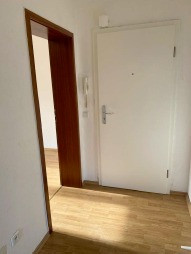 Wunderschöne, helle 2 Zimmer-Wohnung für Singles