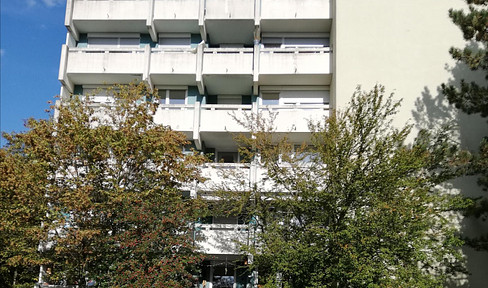 HELLE 3 ZIMMER WOHNUNG MIT GROSSEM BALKON - provisionsfrei zu verkaufen