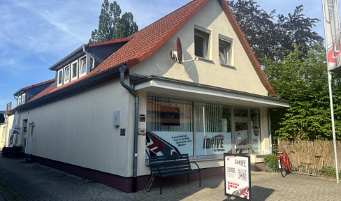 Residential and commercial building for sale in the center of Lachendorf