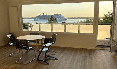 Fantastic location with sea view