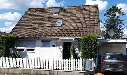 Detached house Detached house Hilden-Süd, renovation or demolition/new construction, Erikasiedlung, prefabricated house built 1971