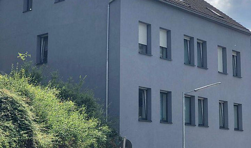 Attractive top-floor apartment with loft in Ennepetal for long-term rent