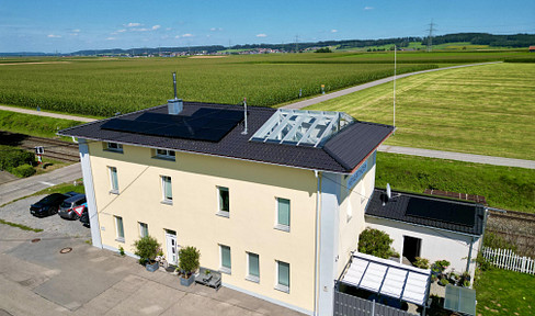 High-quality & modern detached house in the Allgäu, low-energy house 47 k na Wh/ m²a