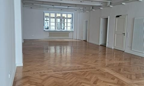 Large office space for rent directly in Munich's old town