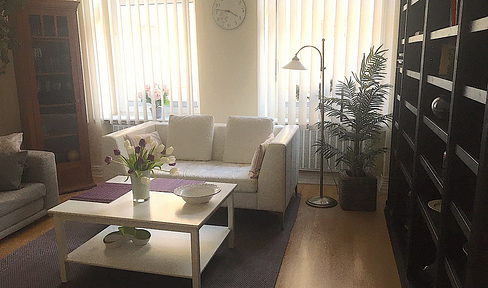 Chic furnished old building apartment April 25 Elberfeld near Rathaus St.Josef + Agaplesion Nordbahntrasse