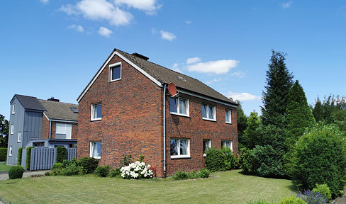 Detached house with large garden, south-facing & double garage in the north-west of Ahlen