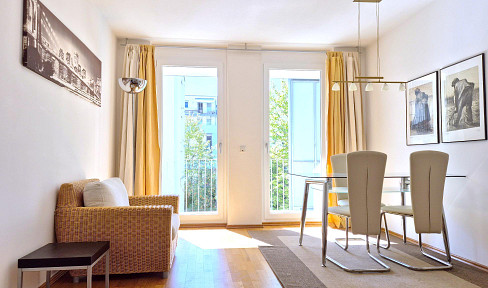 Schöne 2-Zimmer-Wohnung * zentrale Lage * möbliert * großer Westbalkon