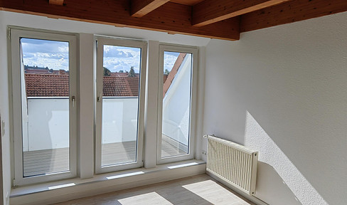 Modern maisonette in Stolzestraße with a view over the city + balcony *commission-free*