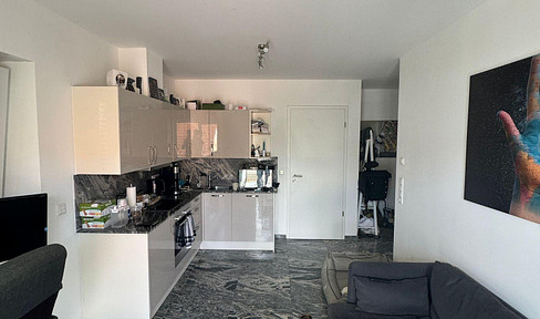 voll möblierte 2 ZKB Wohnung in ruhiger Lage