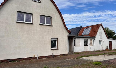 Doppelhaushälfte, 1350 NKM, 87 qm Wfl., 573 qm Grund, Kamin, neues Bad