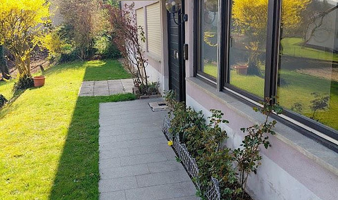 Spacious 3-room apartment, 83 square meters, with a terrace in a green area.