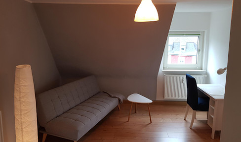 Furnished and very central quiet 2 room apartment with garden