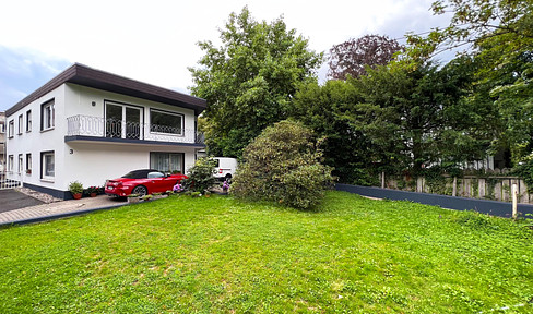 Exclusive living pleasure: 3-room apartment with private plot in Hennef-Allner + FREE OF PROVISION