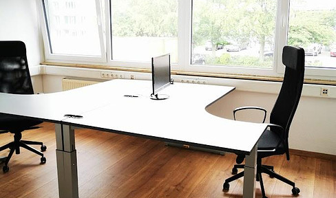 Office space 16.5 sqm in Lövenich for 500 Euro + VAT warm, shared use of kitchen/WC/Internet