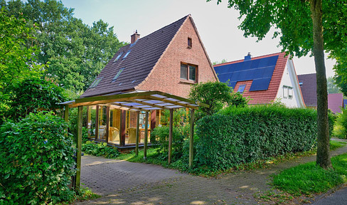 Your house by the lake - in the center of Itzehoe