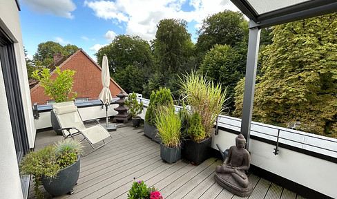 Charmantes  Penthouse mit 2 Dachterrassen mit traumhaften  Blick in den Volksdorfer Wald