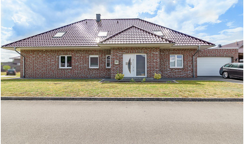 Modern two-family house in a preferred location in Ostrhauderfehn