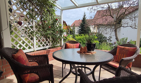 Private sale - Solid and well-maintained house - Final energy consumption 133.5 kWh/(m²*a)