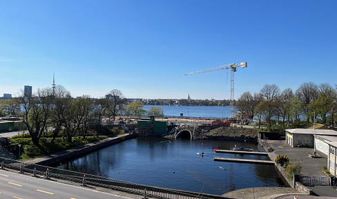 Sensationeller Blick auf die Außenalster; 3-Zi-Whg.