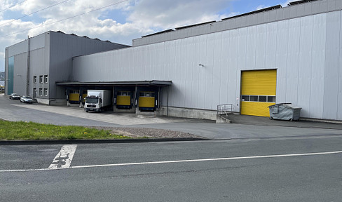 High-bay warehouse / logistics hall / warehouse - 3 dock levellers 25min to Soest