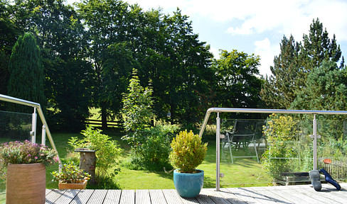 Country house and courtyard with riding arena and stables, pastures at the house