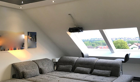 Wonderful 4-room apartment with far-reaching views of Stuttgart *without commission