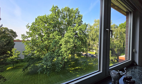 Schöne 4-Zimmer Eigentumswohnung mit Einbauküche in ruhiger Lage und grünem Ausblick