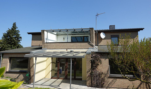 Agricultural farm with prospects, large residential building and several outbuildings in the village