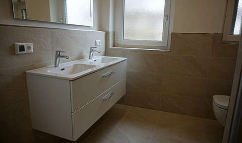 4.25% yield! Refurbished 3-room apartment, freshly let, for investors!