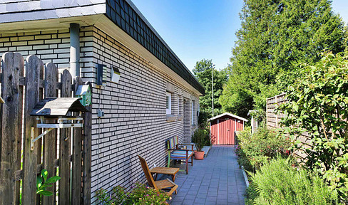 Available immediately: Fantastic bungalow near the fjord promenade / Sonwik marina