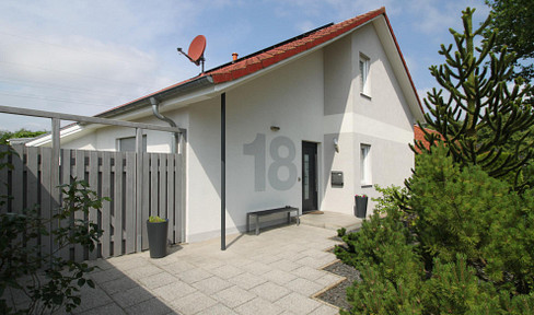 Außergewöhnliches Niedrigenergiehaus in traumhafter Stadtrandlage