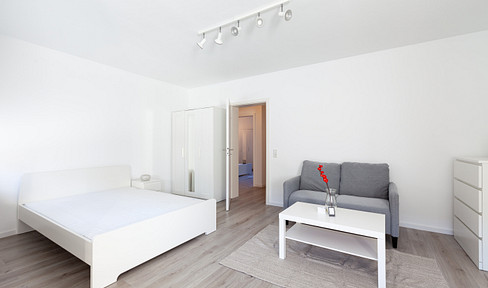 Furnished 2-room apartment in Kassel-Nord-Holland – renovated, with a balcony, and suitable for shared living.