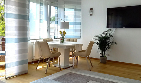 Naturnahes 3 Zimmer Wohnerlebnis: Moderne Eleganz in idyllischer Umgebung!
