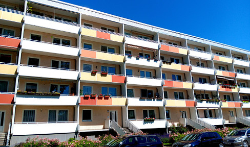 Schöne 3 Zim. Wohnung mit sonniger Balkon zur Miete