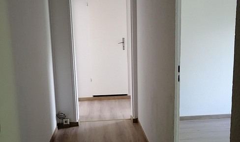 Renovierte helle  2-Zimmer-Wohnung mit Balkon in Walddrehna Heideblick