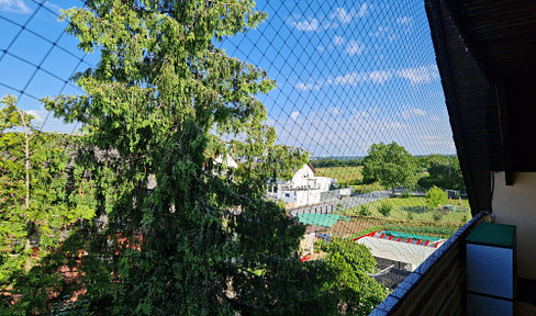Condominium with a view of the countryside in Gochsheim Commission-free